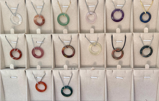 Collier anneaux en pierre semi precieuse