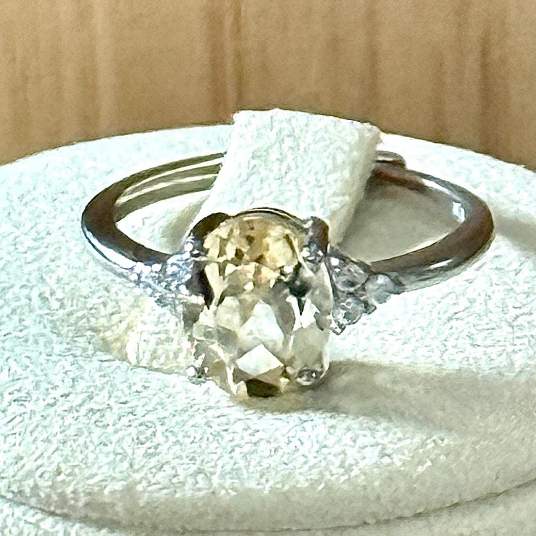 Bague en acier et pierre naturelle semi precieuse