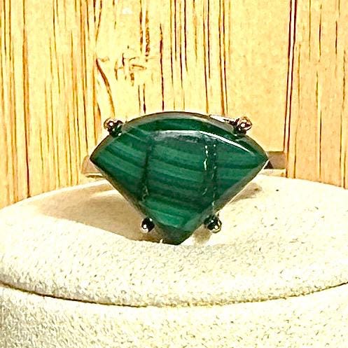 Bague en acier et pierre semi précieuse (1)