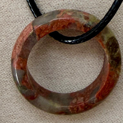 Collier anneaux en pierre semi precieuse