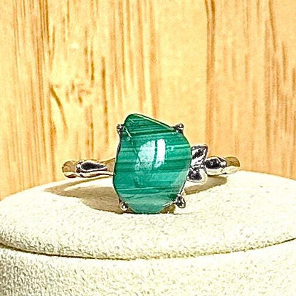 Bague en acier et pierre semi précieuse (1)