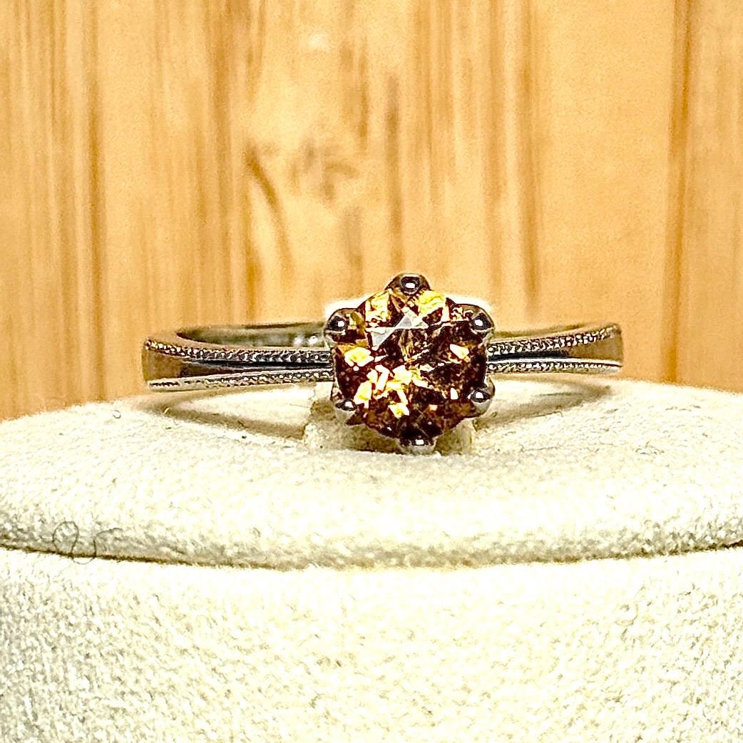 Bague en moissanite pierre semi précieuse