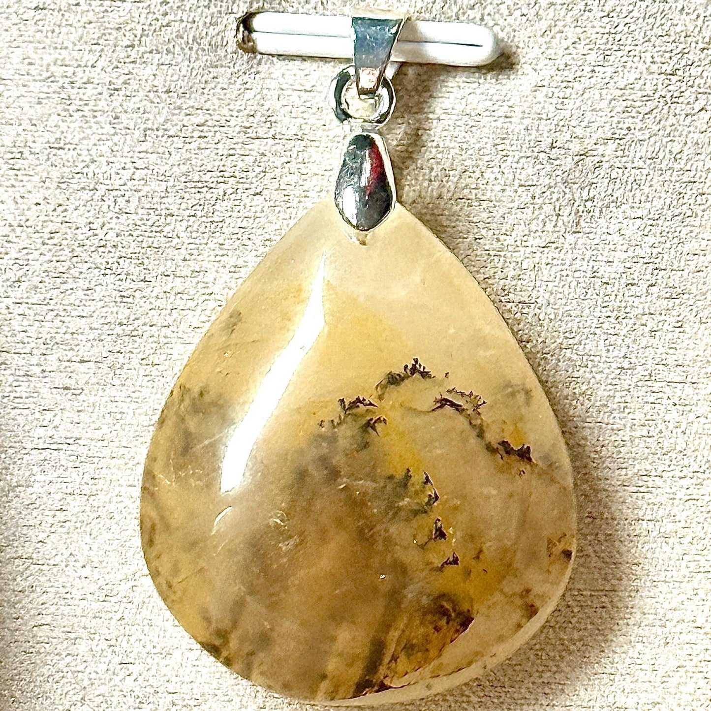 Pendentif en agate dentritique pierre naturelle