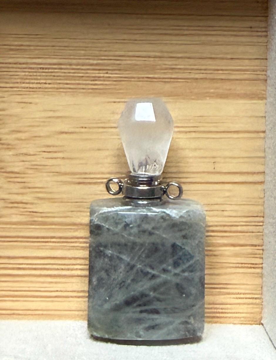 Mini flacon à parfum en pierre semi précieuse