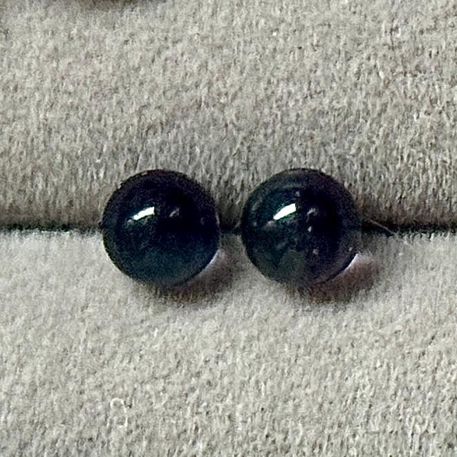 Boucle d’oreille puces en pierre semi précieuse tige en argent 925