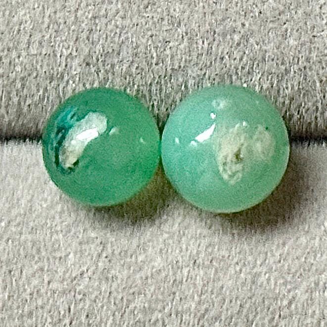 Boucle d’oreille puces en pierre semi précieuse tige en argent 925