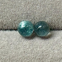 Boucle d’oreille puces en pierre semi précieuse tige en argent 925