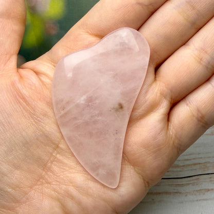 Mini gua sha visage en pierre naturelle semi précieuse
