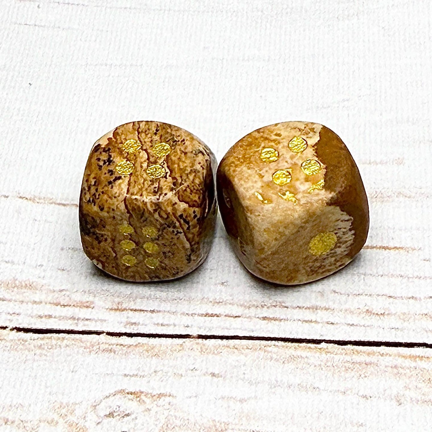 Dès en pierre semi précieuses (lot de 2)