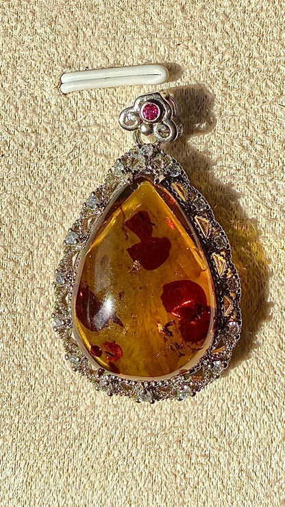 Pendentif en ambre pierre naturelle semi précieuse