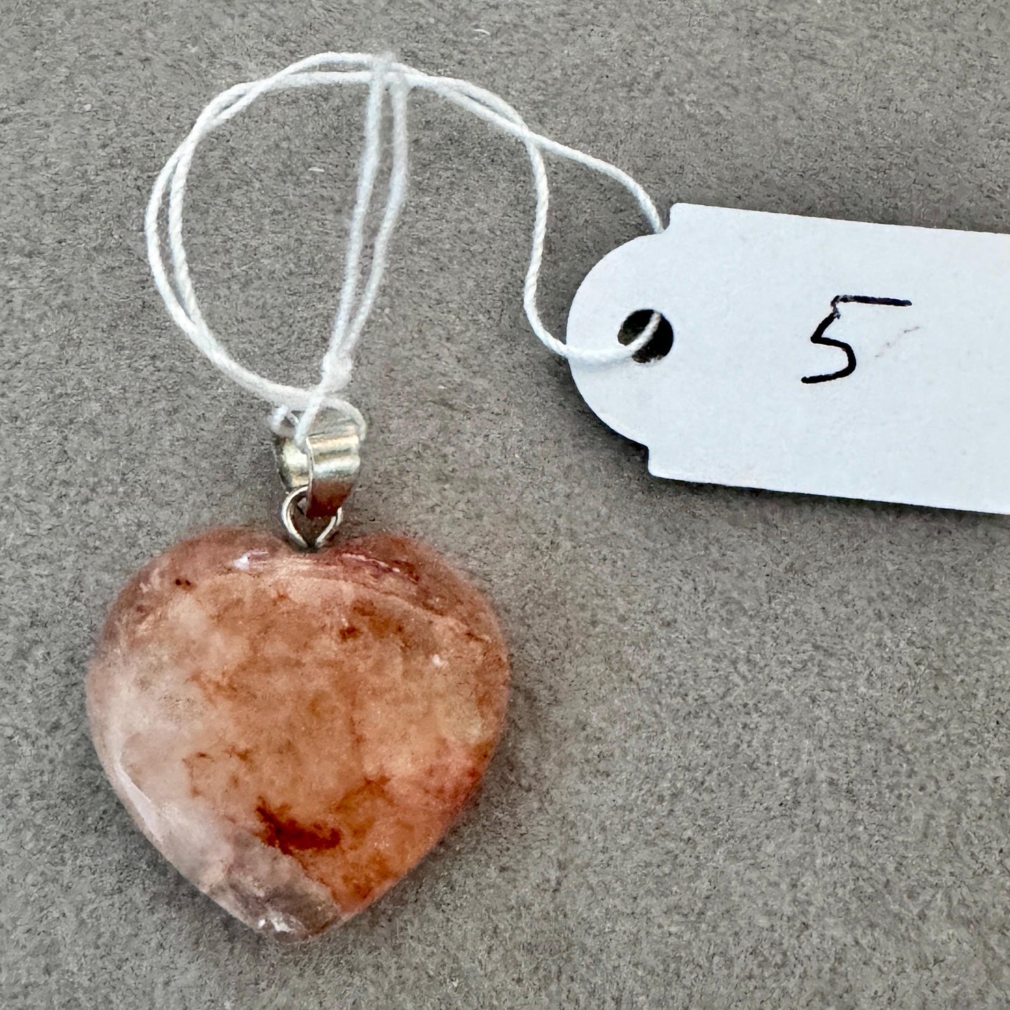 Pendentif cœur en quartz hematoide - quartz de feu pierre naturelle semi précieuse