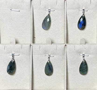 Pendentif goutte en labradorite pierre naturelle semi précieuse