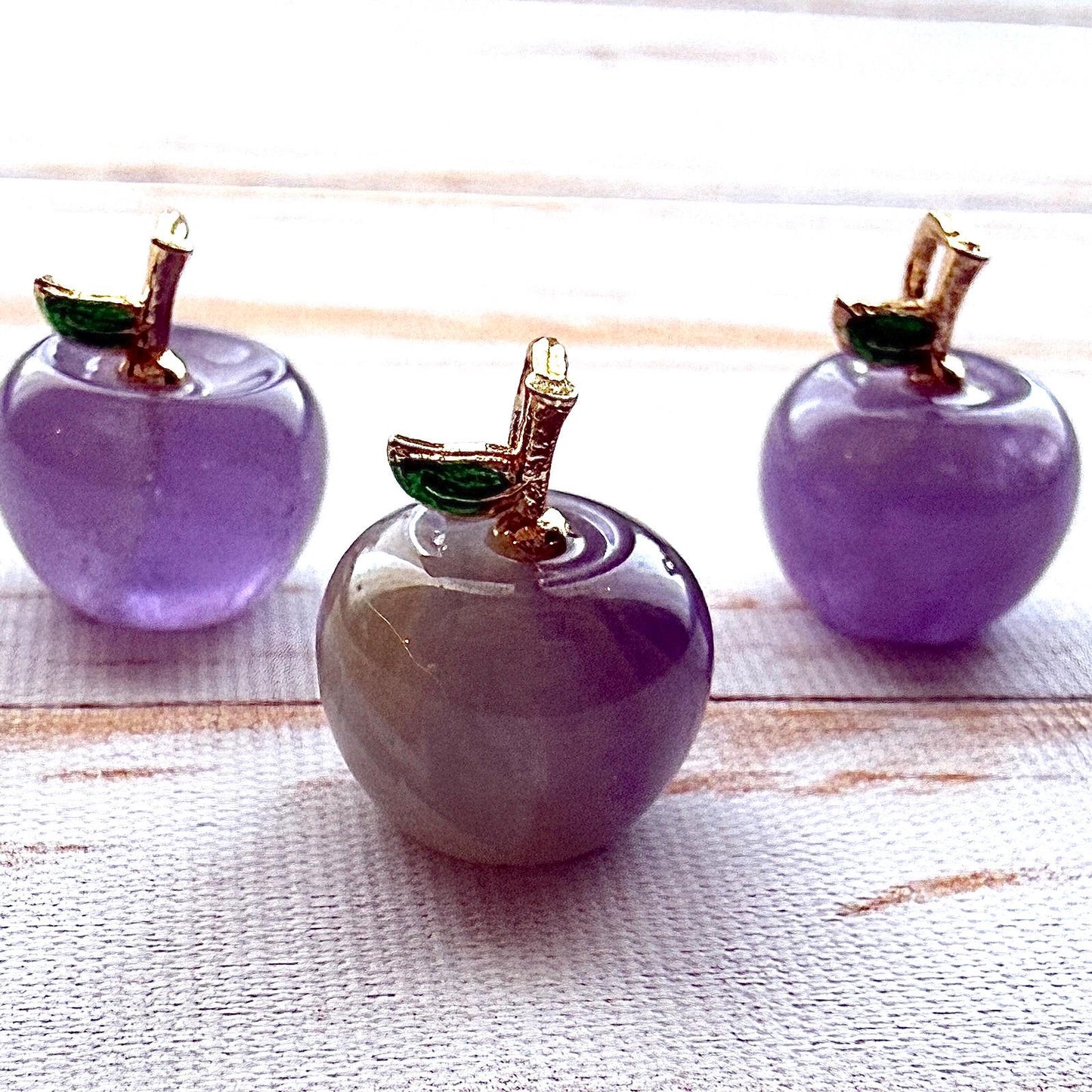 Mini pomme en pierre semi précieuses