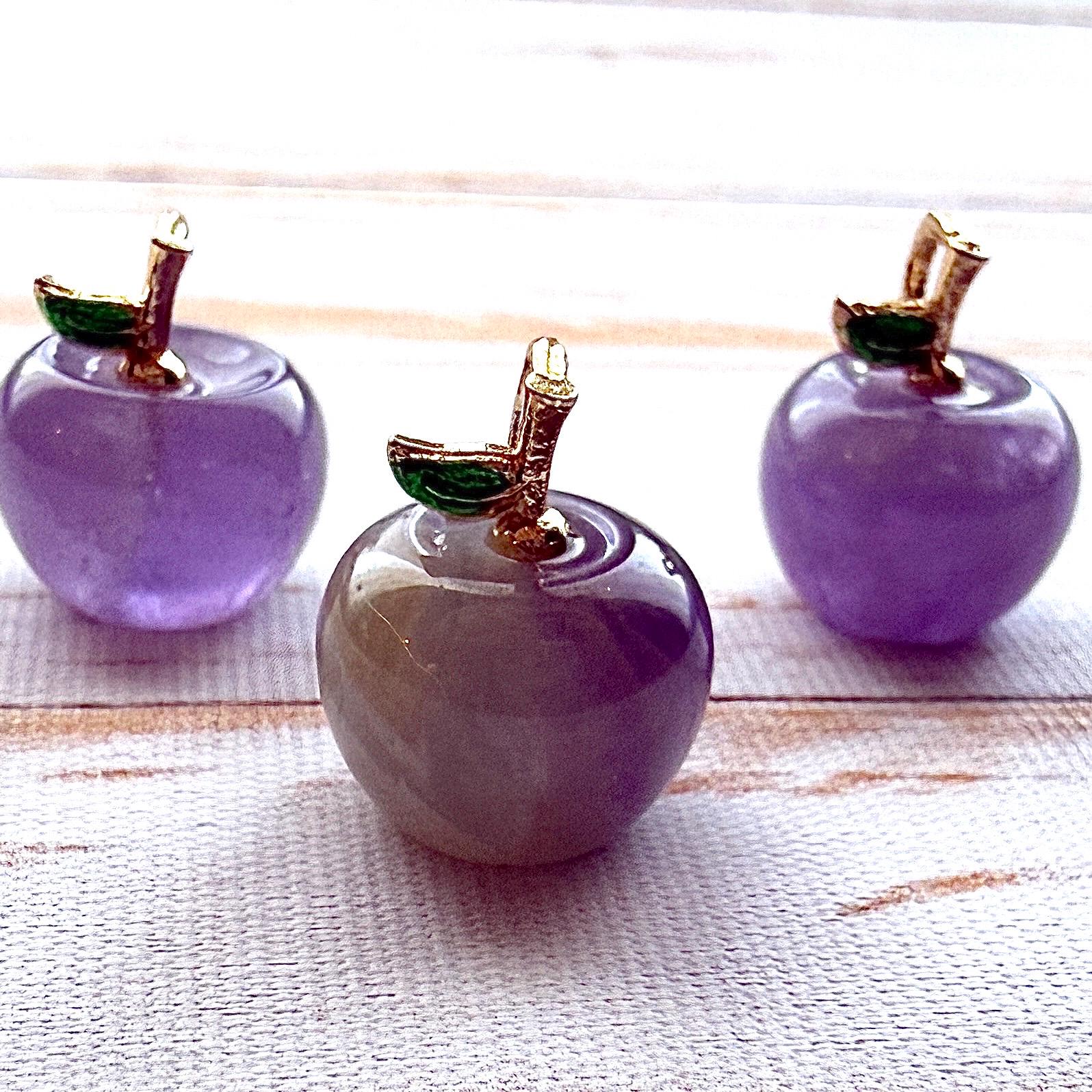 Mini pomme en pierre semi précieuses