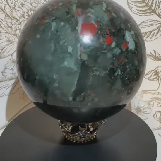 Exceptionnelle grande sphère héliotrope - African bloodstone